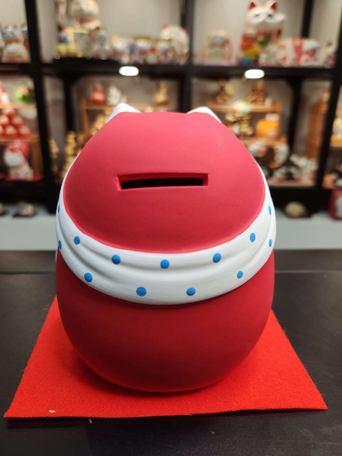 JP-600901 Maruei Pottery Determinated Red Daruma (M)