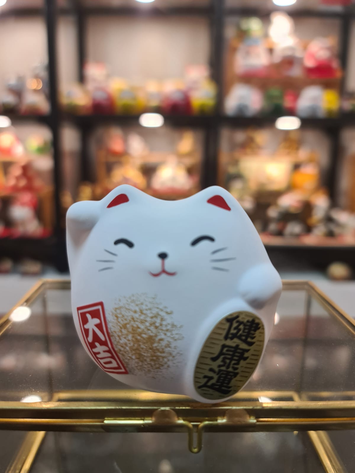 JP-550301 Maruei Pottery Chubby Fortune Cat (S)