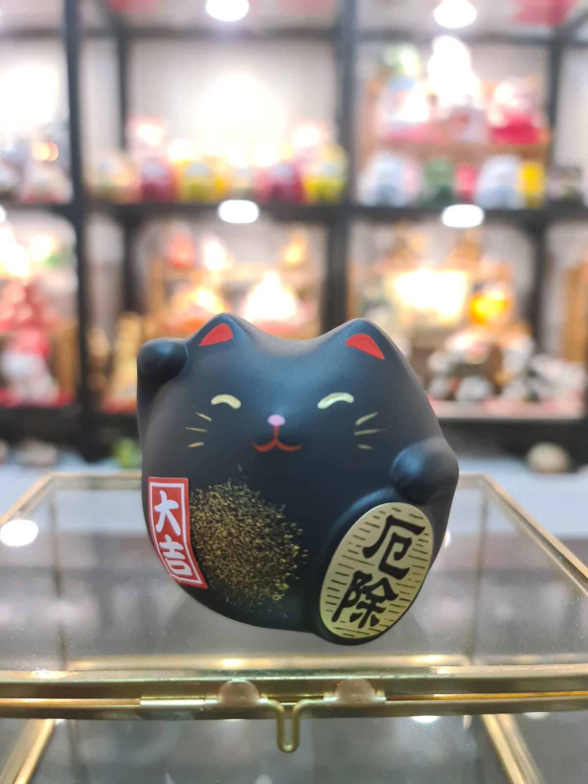 JP-550301 Maruei Pottery Chubby Fortune Cat (S)