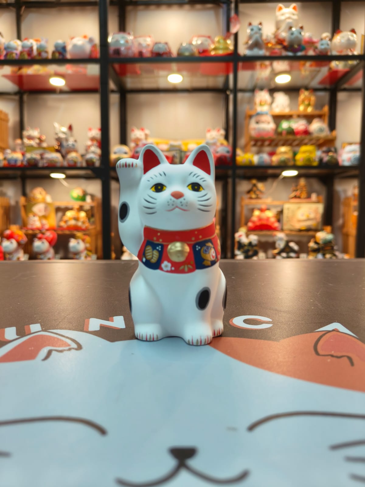 YS-3011810 Yakushigama Traditional Fortune Cat (S) (M)