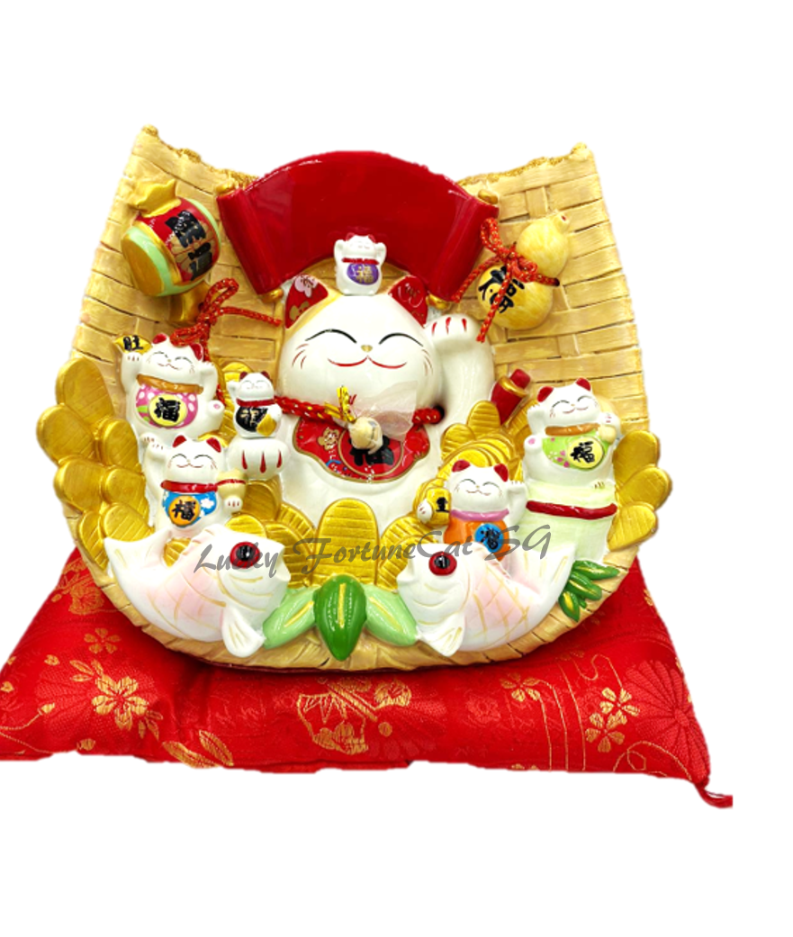 M-0828175 金石工坊 Medium Cat in Basket Fortune Cat 招财猫 - Lucky FortuneCat SG Megamall