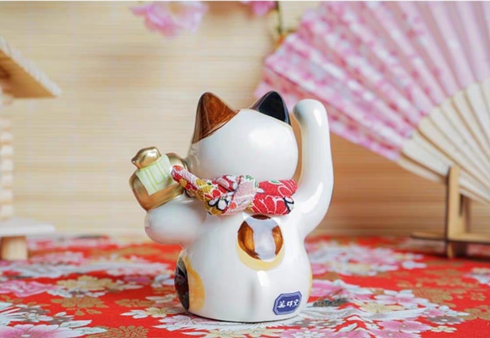 YS-072012 Yakushigama Mallet Fortune Cat (S)