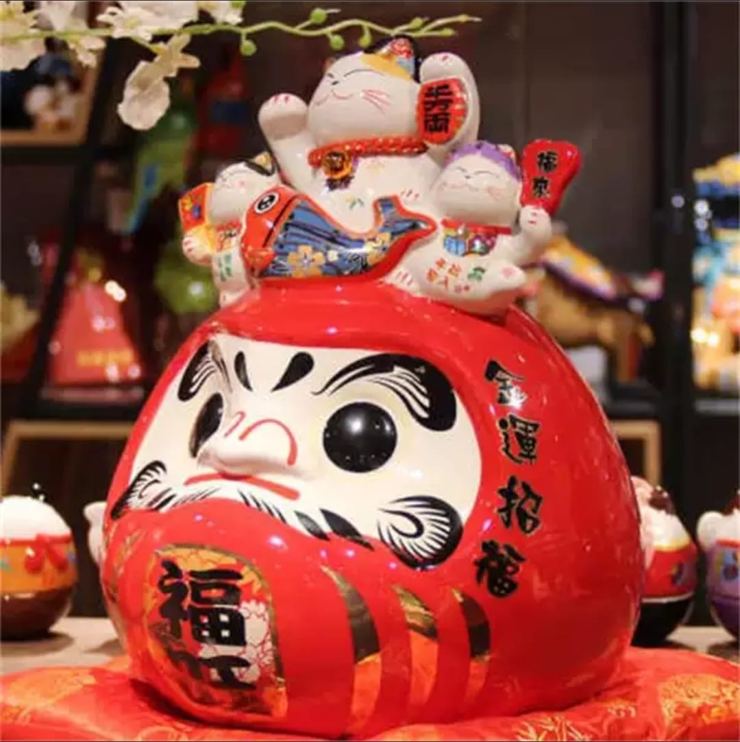 F-563527 Fu Yuan Mao Fortune Cat on Daruma (L)