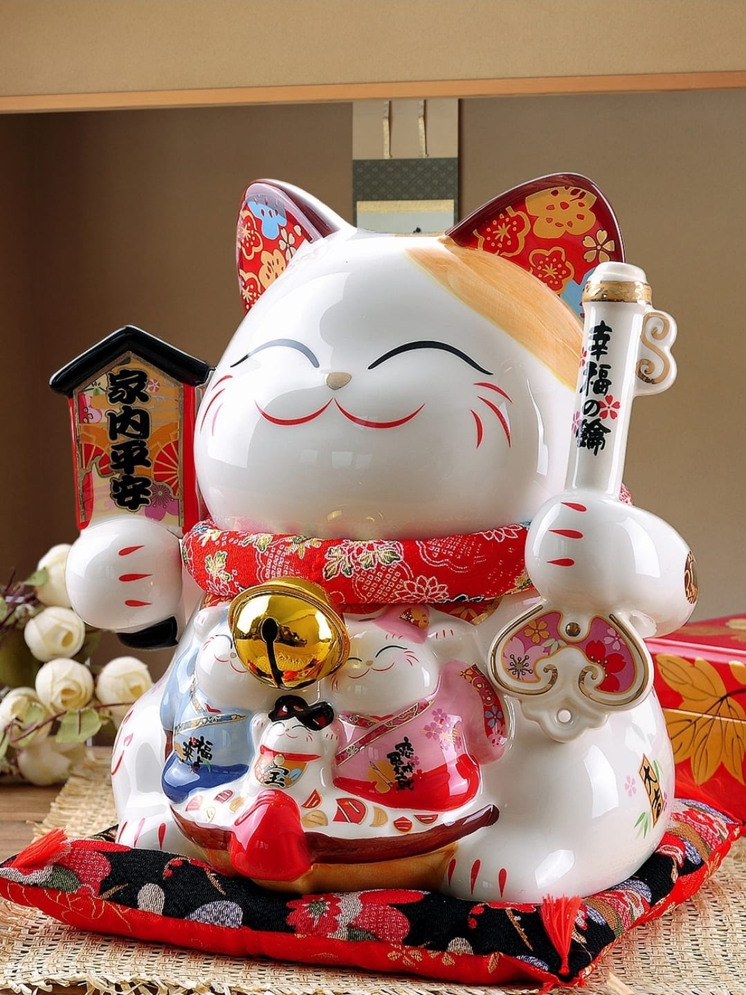 L-1548027 Jin Shi Gong Fang Family Fortune Cat (L)