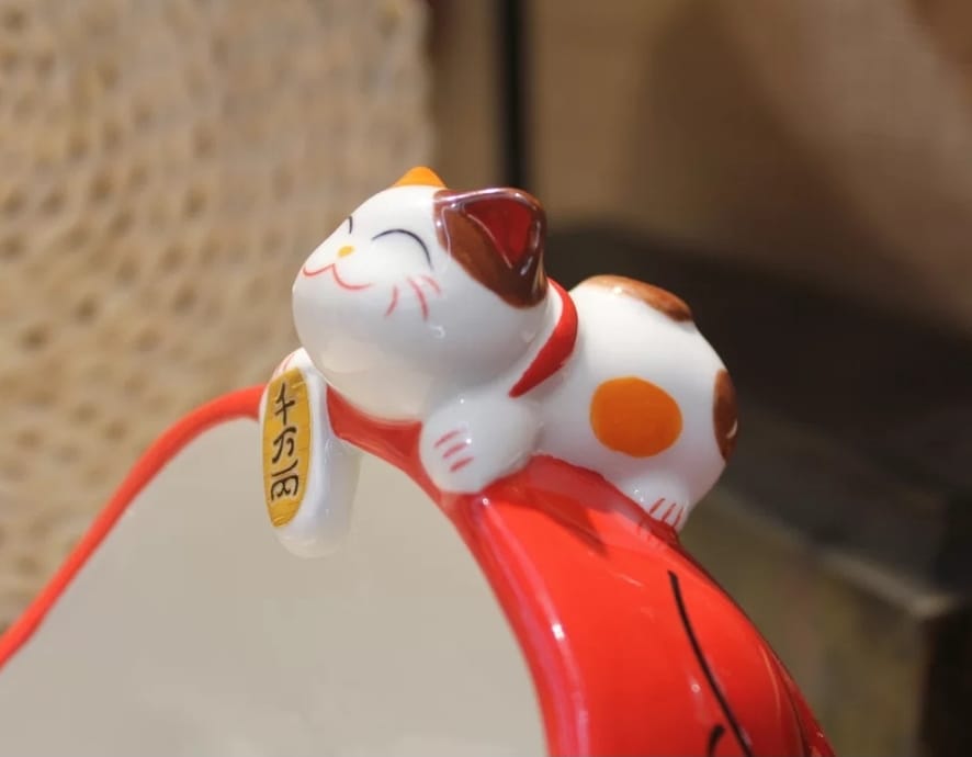 LM-2909165 Le Miao Big Mouth Fortune Cat (M)