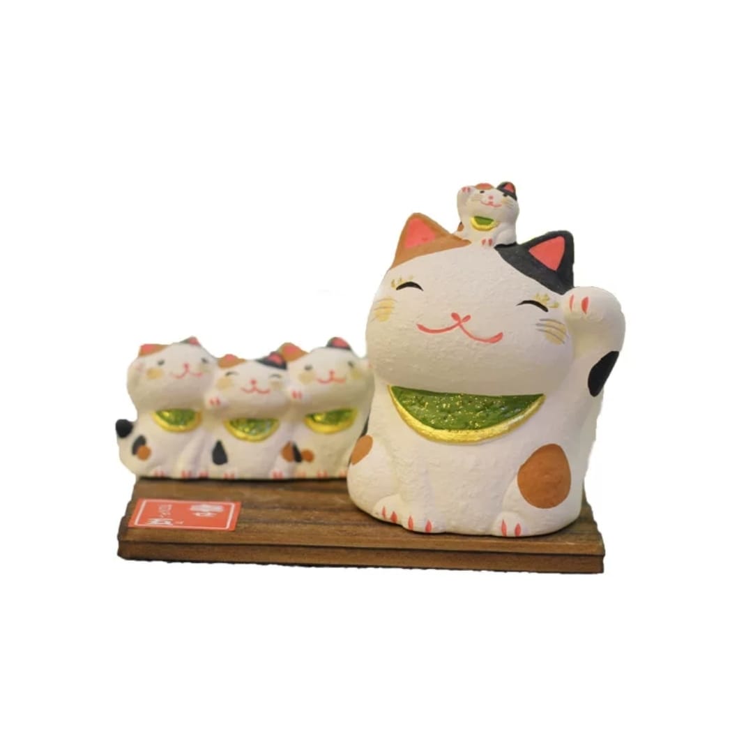 LHZ-452008/LHZ-462008 Long Hu Zuo White/Gold Fortune Cat (M)