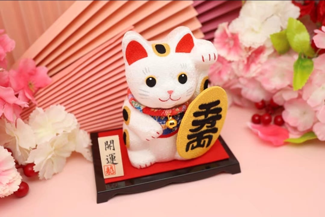 LHZ-793515 Long Hu Zuo Fabric Fortune Cat (M)