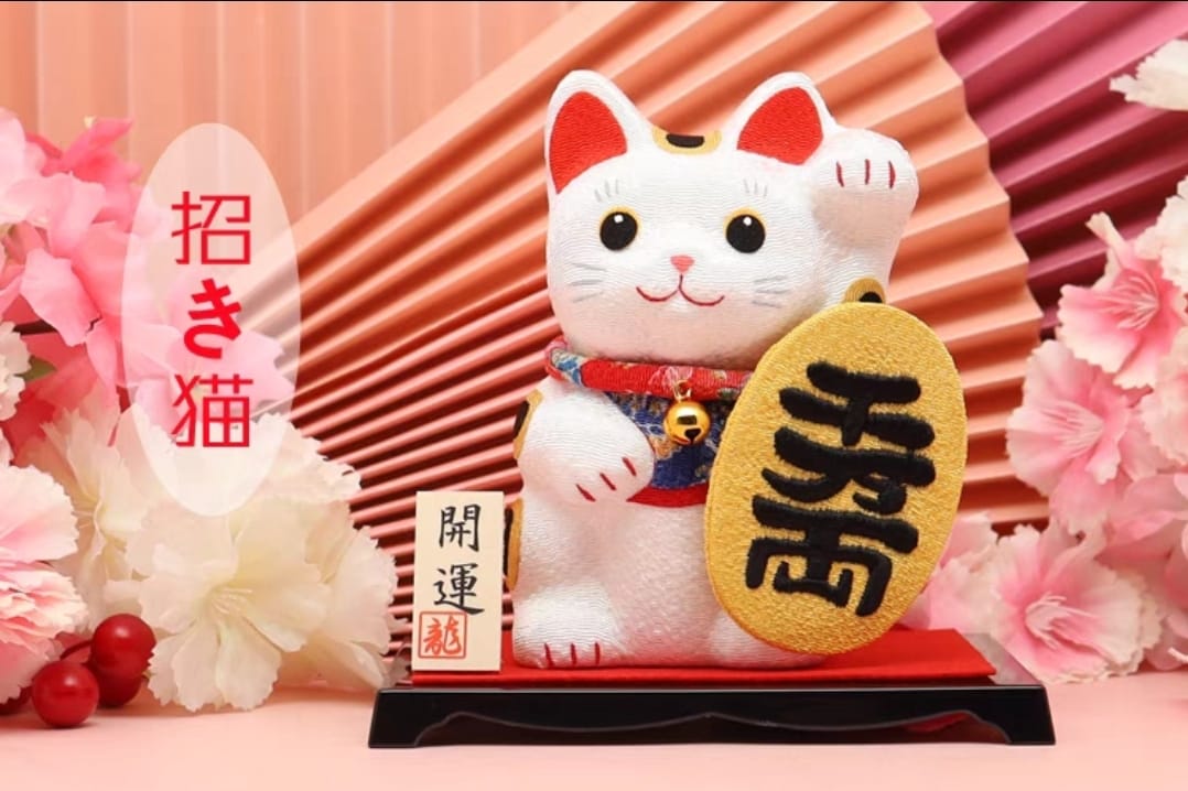 LHZ-793515 Long Hu Zuo Fabric Fortune Cat (M)