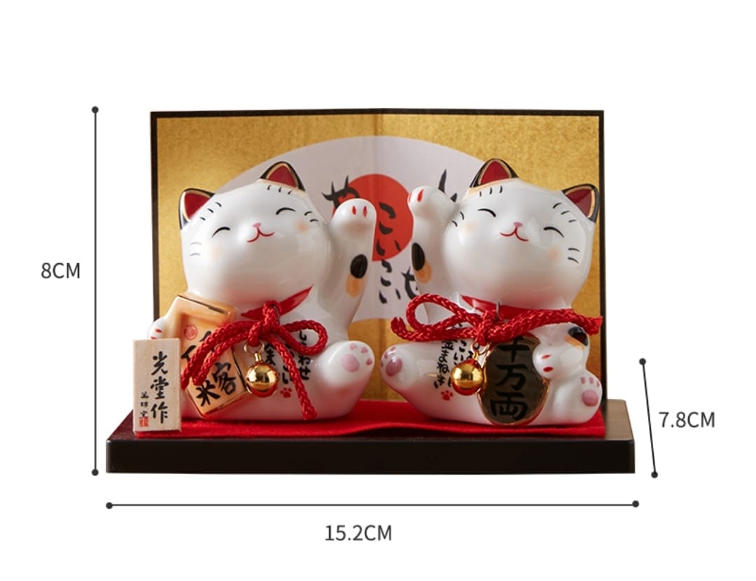 YS-602608 Yakushigama Pair of Fortune Cat w Backdrop (S)