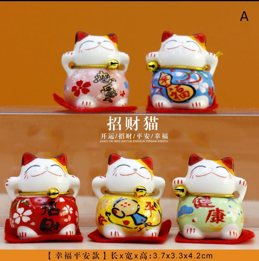 OAA-010405-OAA-080605 Set of 5 Fortune Cat (S)