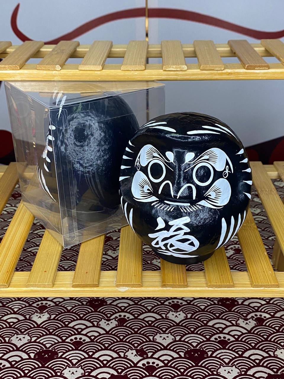 JP-041412 Hanjiro Hand-Made Traditional Daruma (M)