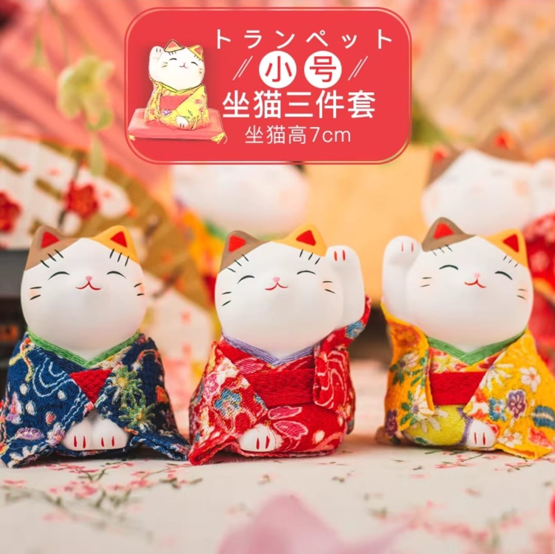 YS-011507/YS-031507 Yakushigama Sitting Kimono Fortune Cat (S) (M)