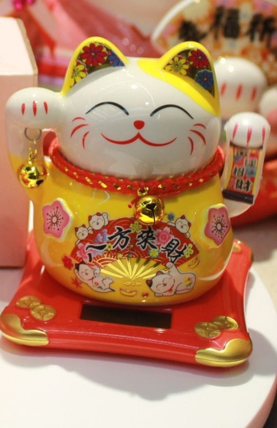 OAA-1030601 Solar-powered Waving Fortune Cat (S)