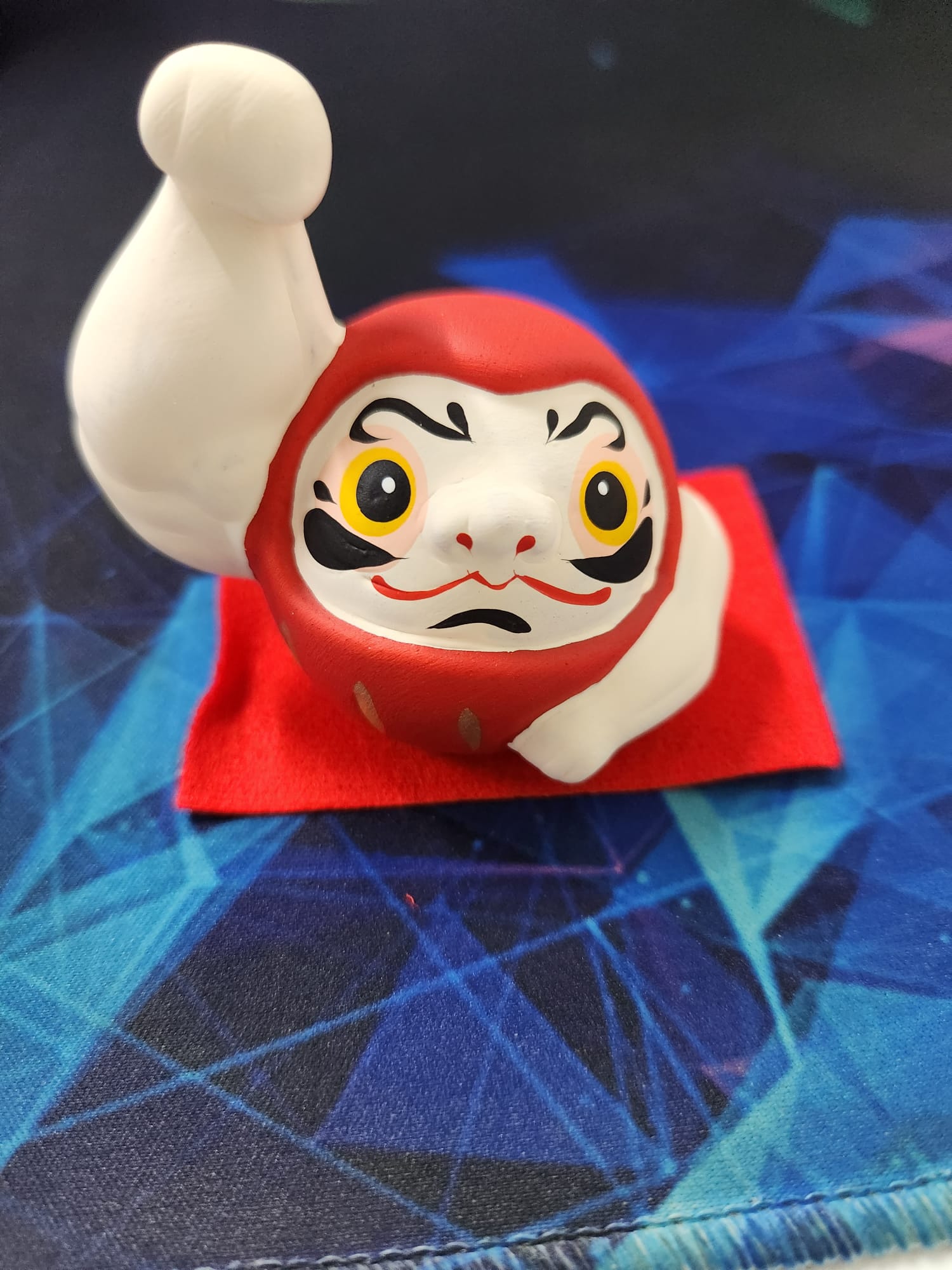 LHZ-1210501 Long Hu Zuo Muscular Daruma Superman (S)