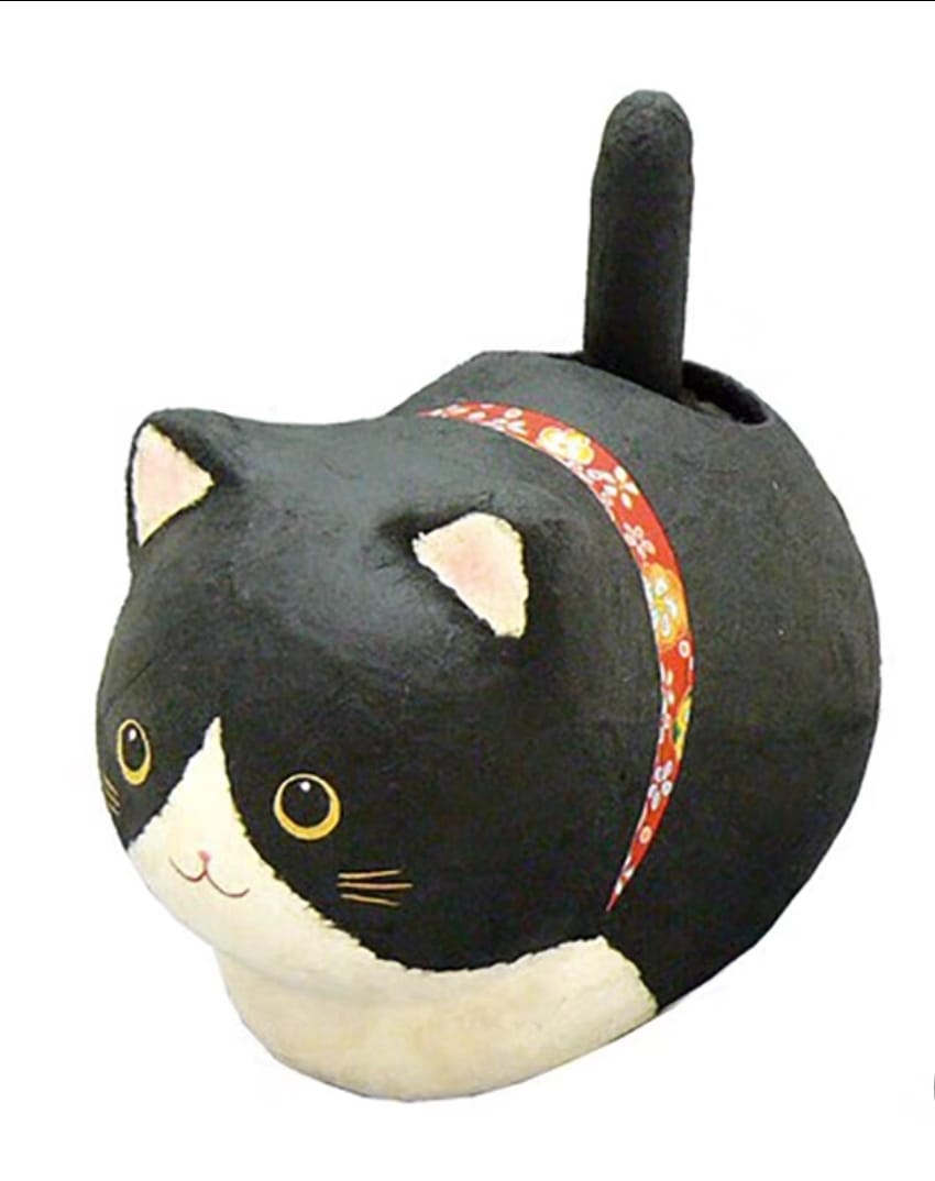 LHZ-1223211 Long Hu Zuo Solar Paper Mache Tail Waving Fortune Cat (M)