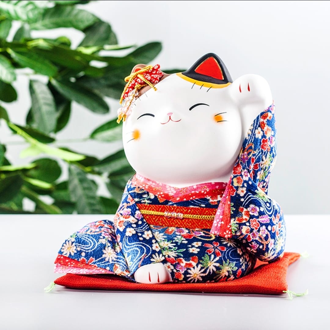 YS-08/09/18 Yakushigama Kimono Fortune Cat (L)