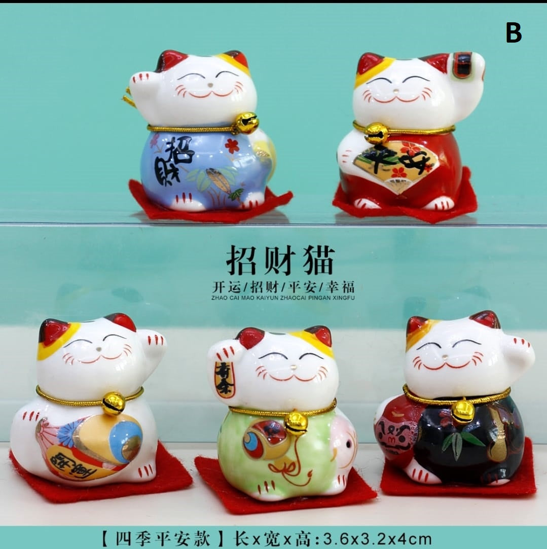 OAA-010405-OAA-080605 Set of 5 Fortune Cat (S)